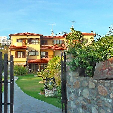Studios Tripiti Nea Roda Exterior foto