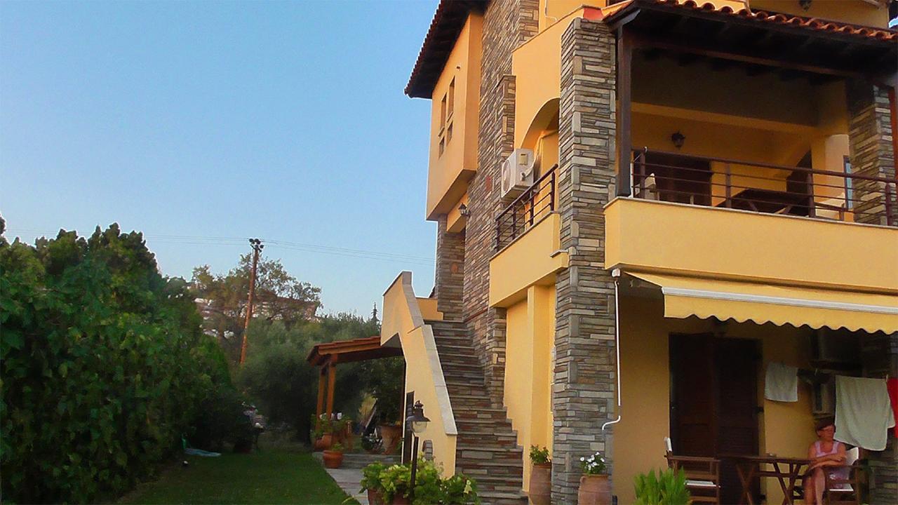 Studios Tripiti Nea Roda Exterior foto